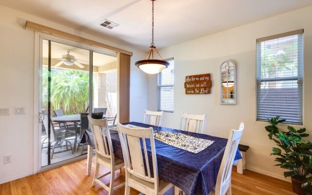 Beautiful Phoenix Home: Private Yard, Pool Access!