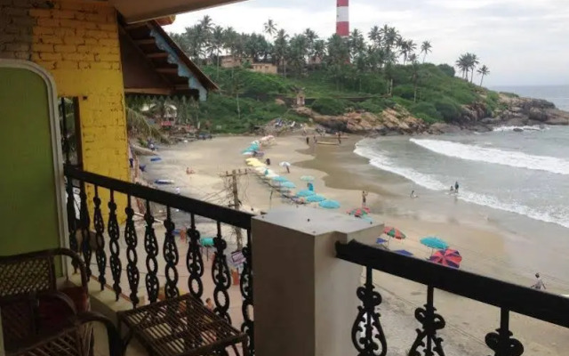 Blooms Beach Resort