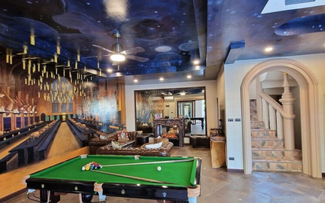 POTTERLAND Luxury Pool Villa Pattaya Walking Street 6 Bedrooms