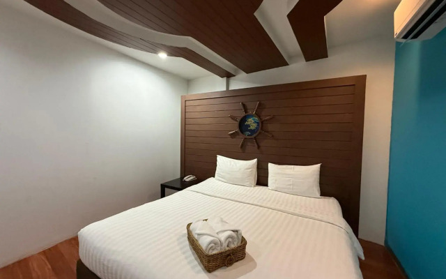 Bed by Cruise at Samakkhi-Tivanont