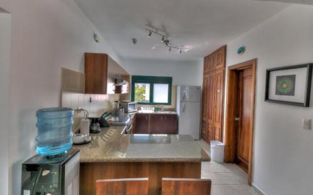 Oceanfront 3 Bdr Apt L202