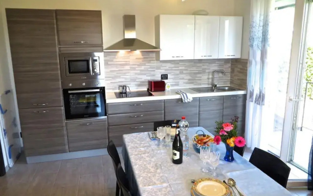 Margo 2 Apartment With Lake View