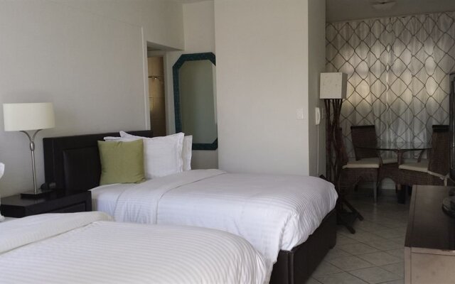 Captain's Quarters Resort