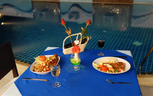 First Residence Hotel