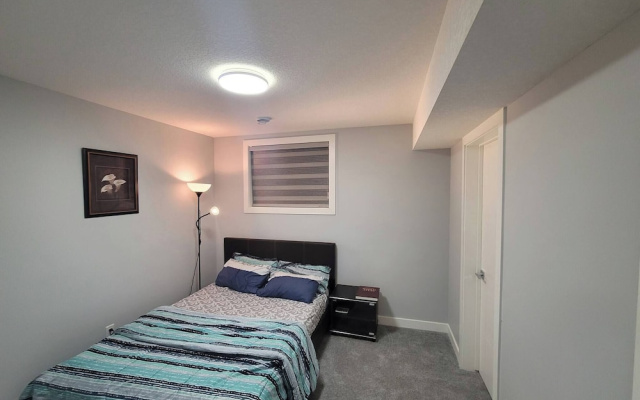 Luxurious Home Away From Home With AC