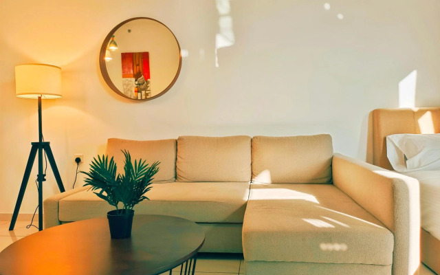 Bali-style 2Bedroom Condo @ Georgetown