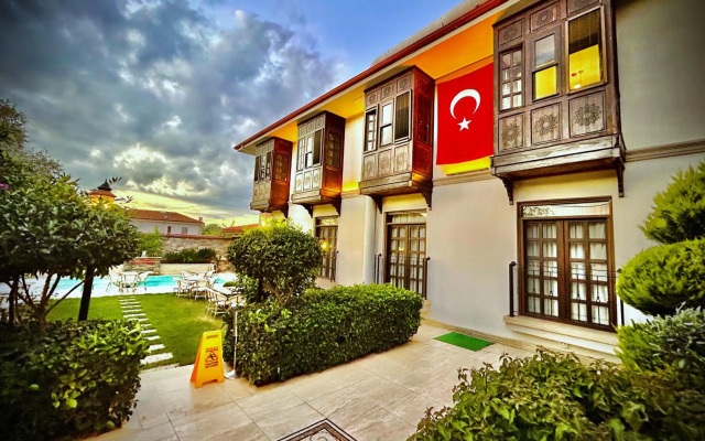 Livia Garden Hotel