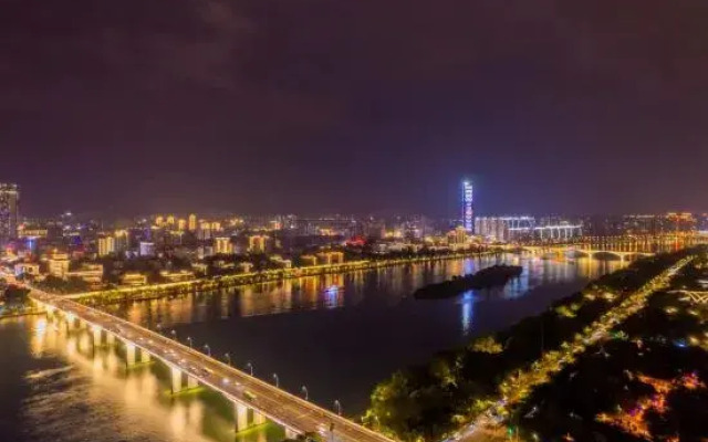 Simu Cinema Hotel (Liuzhou City Wanda Sunshine 100)