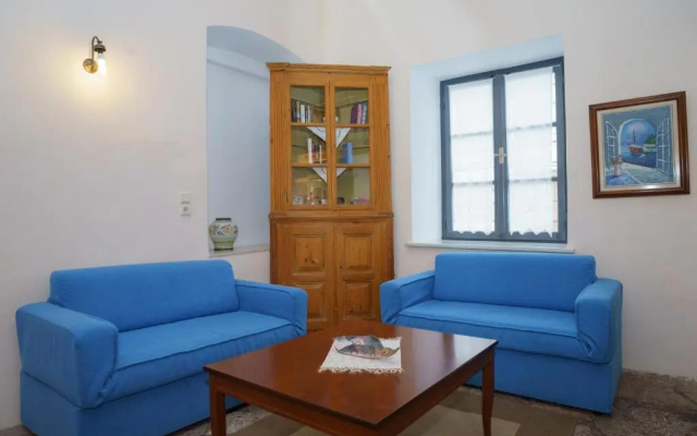 Phaedra Hotel