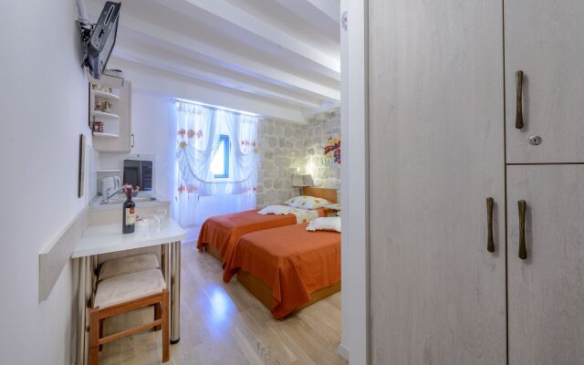 Studio Apartments Stradun