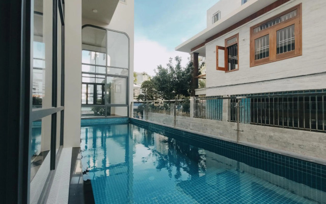 Camellia Family Suites