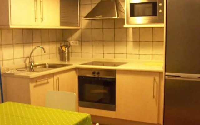 Apartamentos 3000 Escarrilla