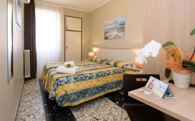 Hotel La Marina