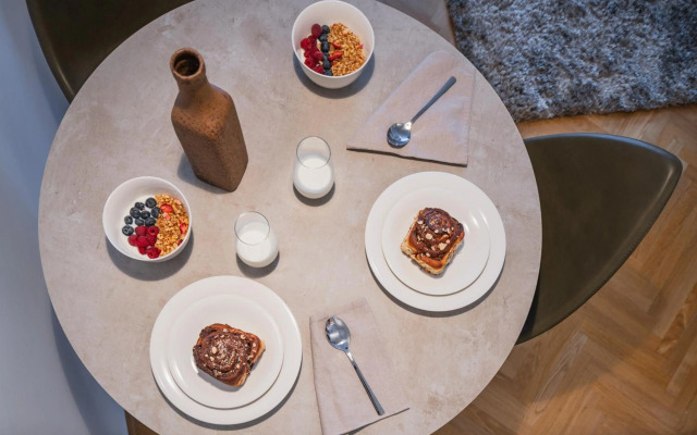 Sophisticated Apartment in Vinohrady by Prague Days