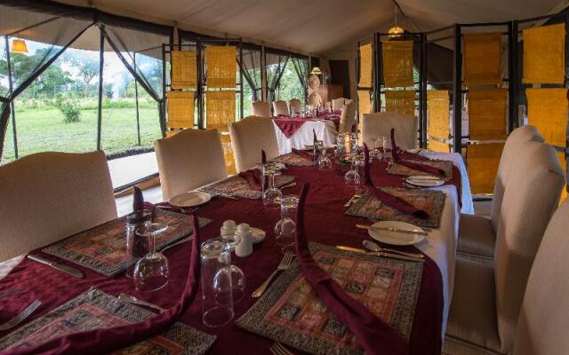 Karibu Camps & Lodges – Serengeti River Camp