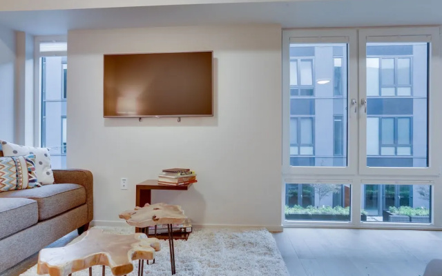 Rose City Chic - Q21 #427 Apartment 2