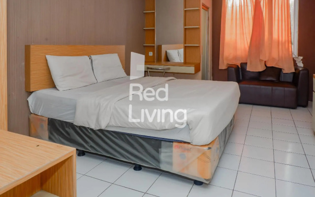 Collection O 92643 Emerald Apartement by Tahha Hospitality