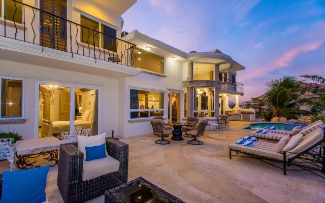Spacious Cabo Villa Perfect for Large Groups: Villa Alegria