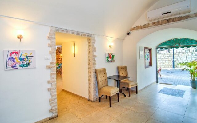 Rosenthalis Boutique Hotel
