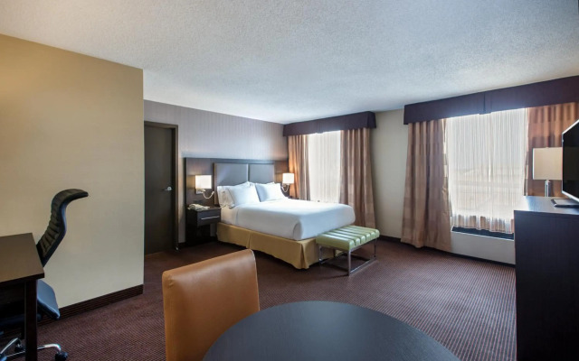 Quality Inn & Suites Regina Downtown