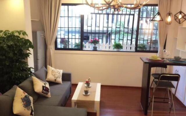 Old French Concession Old Lane Loft House