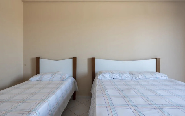 OYO Barra Beach Hotel