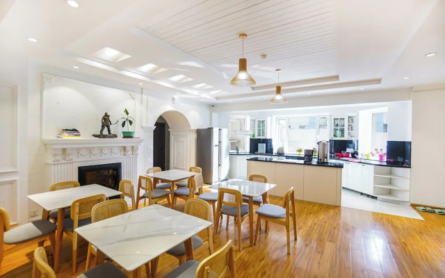 white hostel mongolia