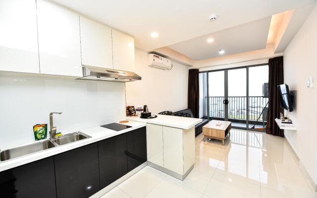 LOVINA 19-16 at Harbour Bay Residences