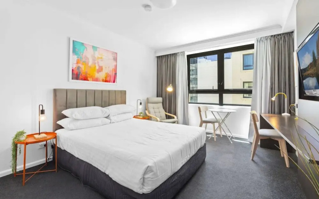 Bright Studio Stay in Central Parramatta