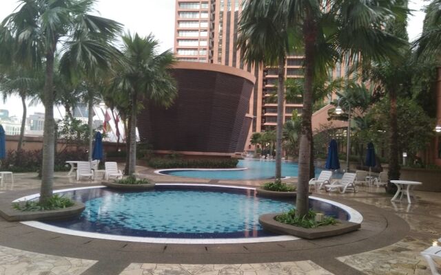 Time Square By Trivaa