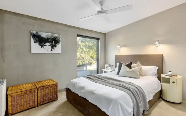 Luxury Portsea Sanctuary Gas Heat Pool Gardens