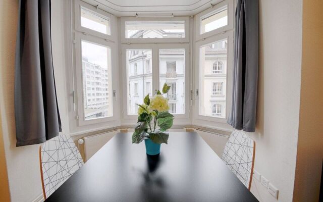 Hitrental City Apartments