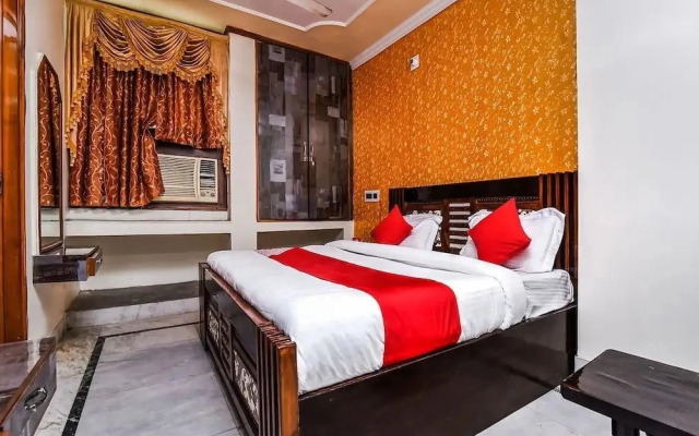 Forever Banquet  Rooms By OYO Rooms