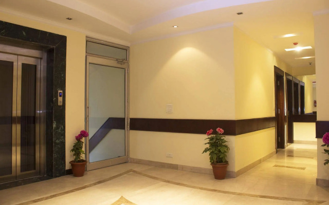 Fabhotel Broadway Inn Nehru Place