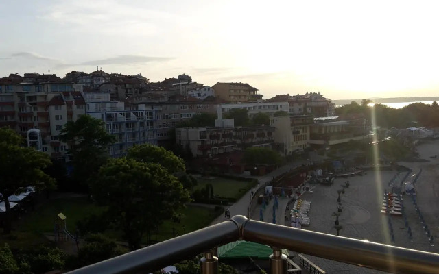 Guest House Kera