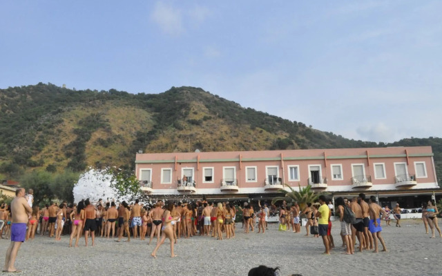 Hotel La Scogliera