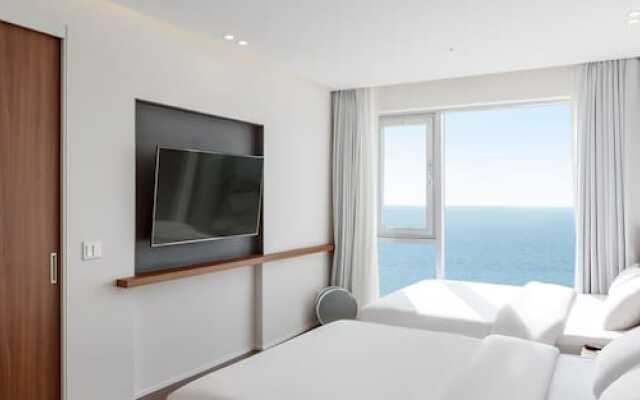 Laterrace Cove Suite