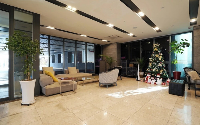 Waystone Seoubong Hotel