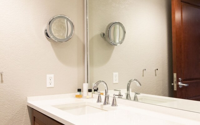 Hillsdale College Dow Hotel and Conference Center