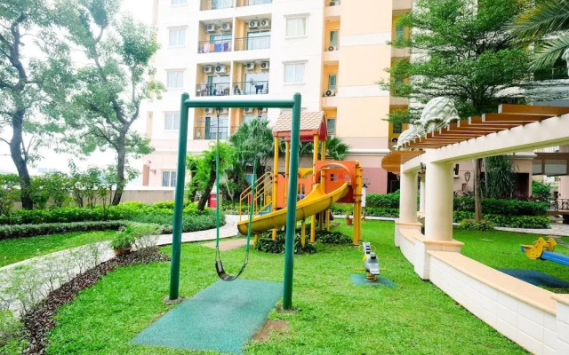 Comfort And Elegant 2Br At City Home Moi Apartment