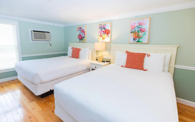 Island House Hotel