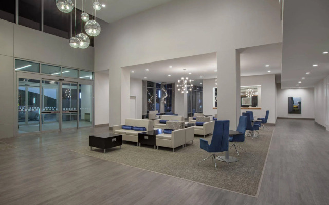 Holiday Inn Cleveland Clinic by IHG