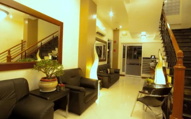 Collection O Avitel Hotel near Osmena Highway, PNR Pasay Station, Metro Manila
