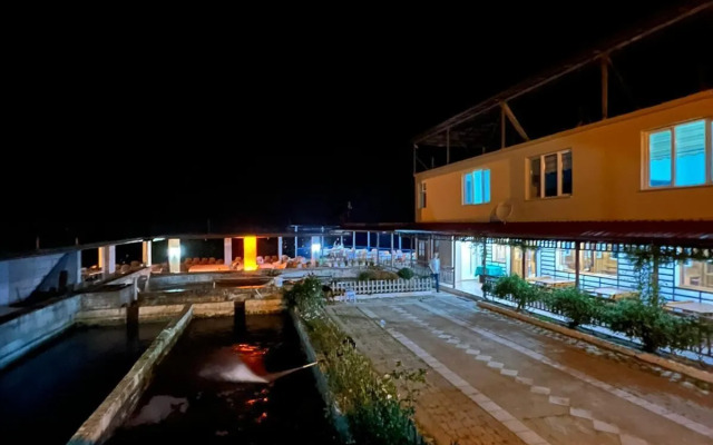 Yesilalan Hotel Caykara