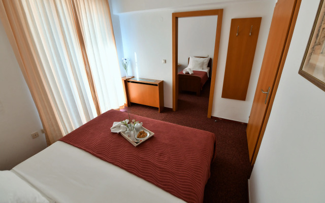 Hotel Alkar