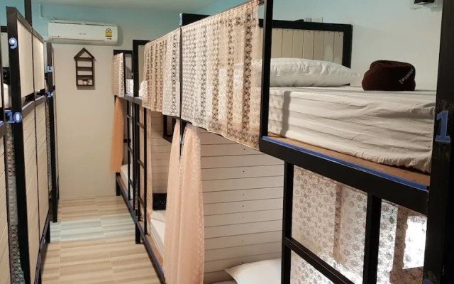 Nest  Hostel Lipe