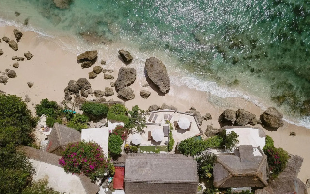 Rock 'n Reef Hotel
