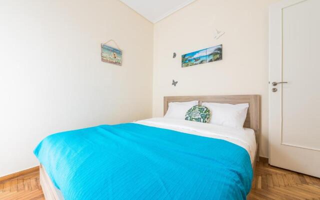 Modern 2BD apt in Athens DT, 2-min metro