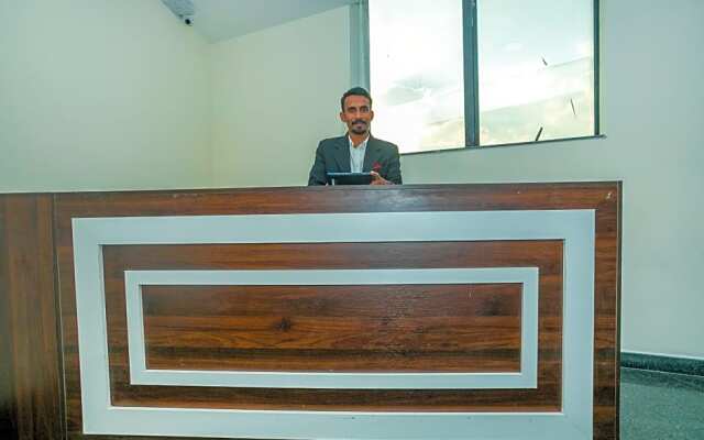 OYO Flagship 28787 Ashoka Pillar Road
