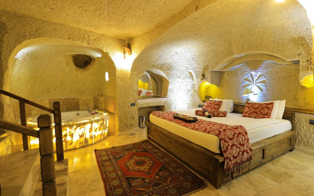 Ortahisar Cave Hotel